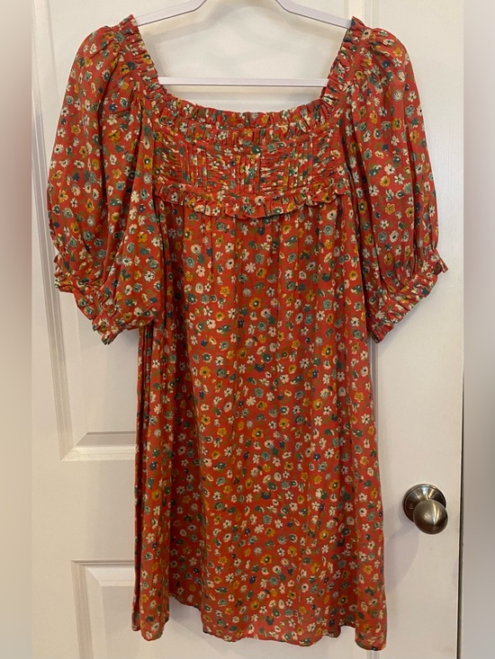 Doen Dresses & Skirts - Doen Patricia Dress Sz M Red Floral Print 100% Cotton Smocked Front Puff Sleeves